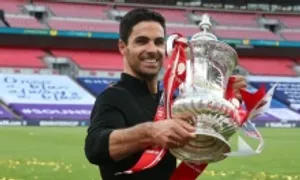 Cựu danh thủ Arsenal lo Arteta rời đội nếu đoạt danh hiệu mùa này